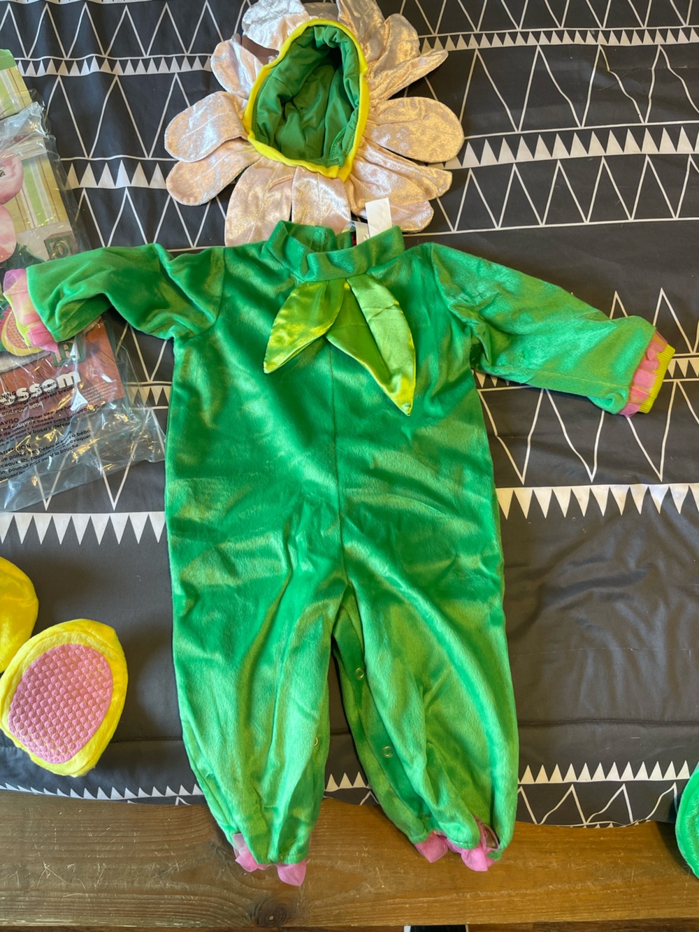 Flower costume for babies 6-12 months